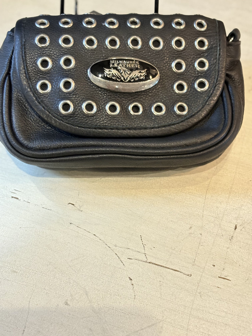 Shoulder Bag - Ladies Leather/Chain Strap - Black