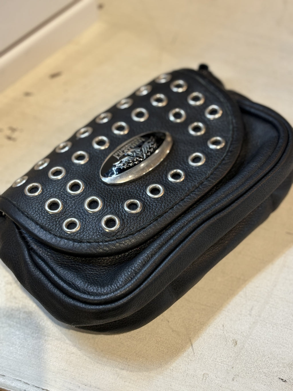 Shoulder Bag - Ladies Leather/Chain Strap - Black